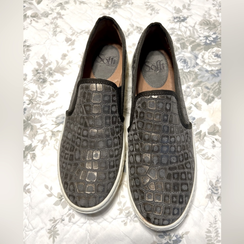 Sofft brand slip ons size 7.5